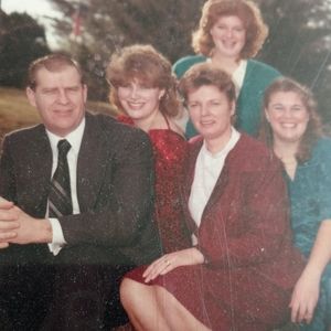 Meet your Posher, Kelley